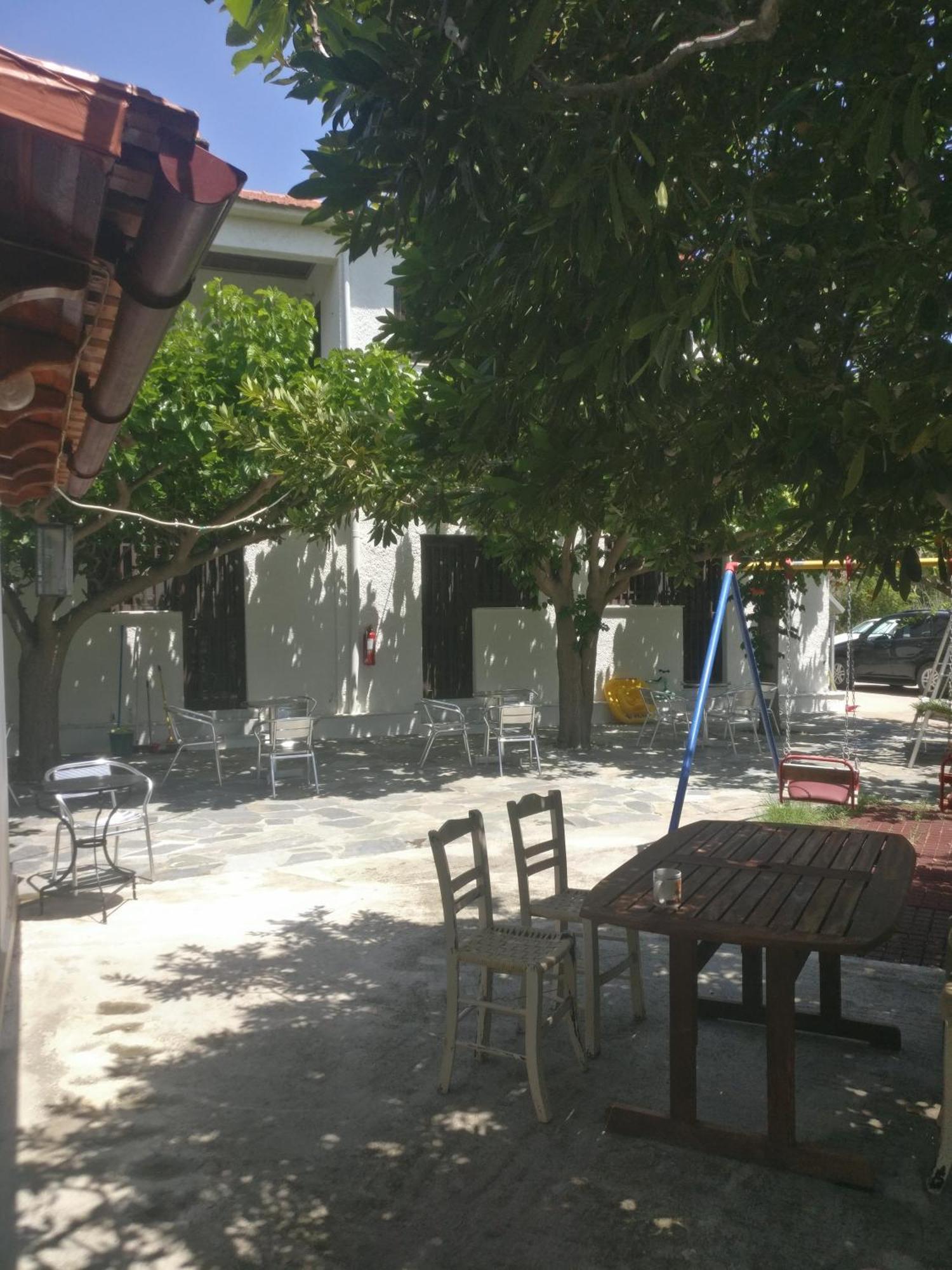 Yfantis Sakis Apartment'S Eratini Luaran gambar