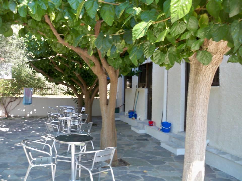 Yfantis Sakis Apartment'S Eratini Luaran gambar